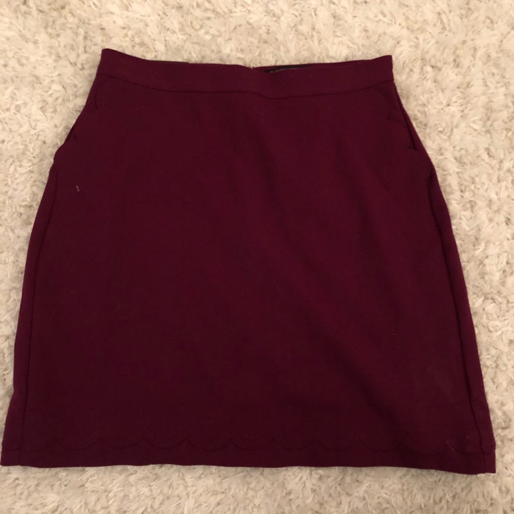 Banana Republic Factory Scallop Lined Skirt